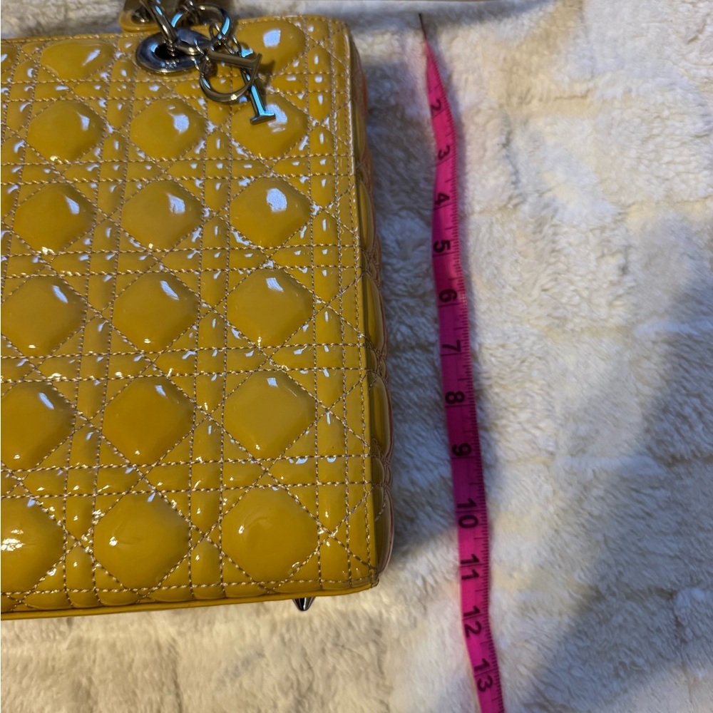 Dior Lady Dior Large Yellow Patent Leather - Picture 13 of 16